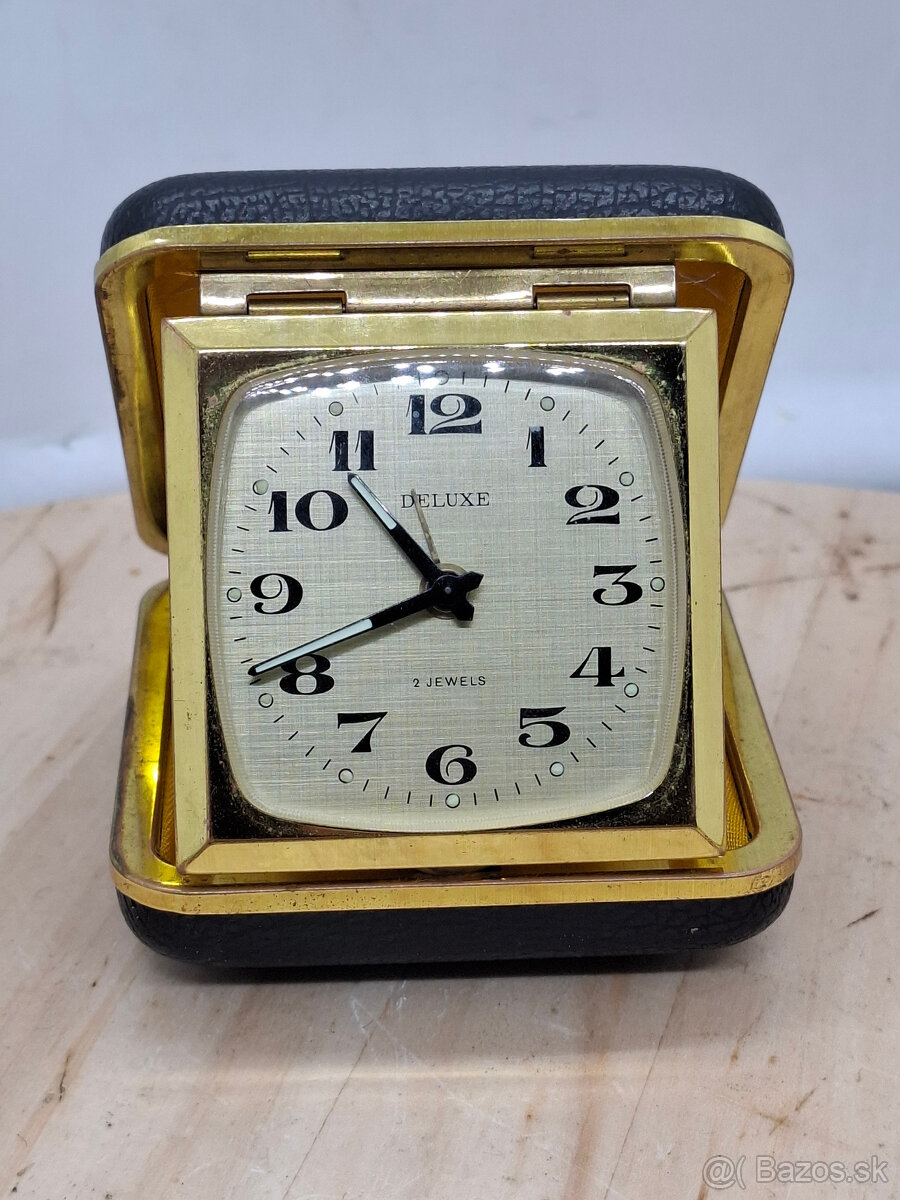 Predám starý funkčný cestovný budík De Luxe 16 €