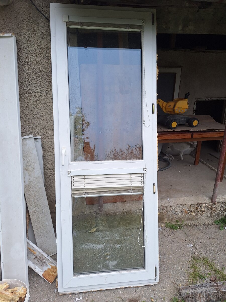 Predam plastove okna.