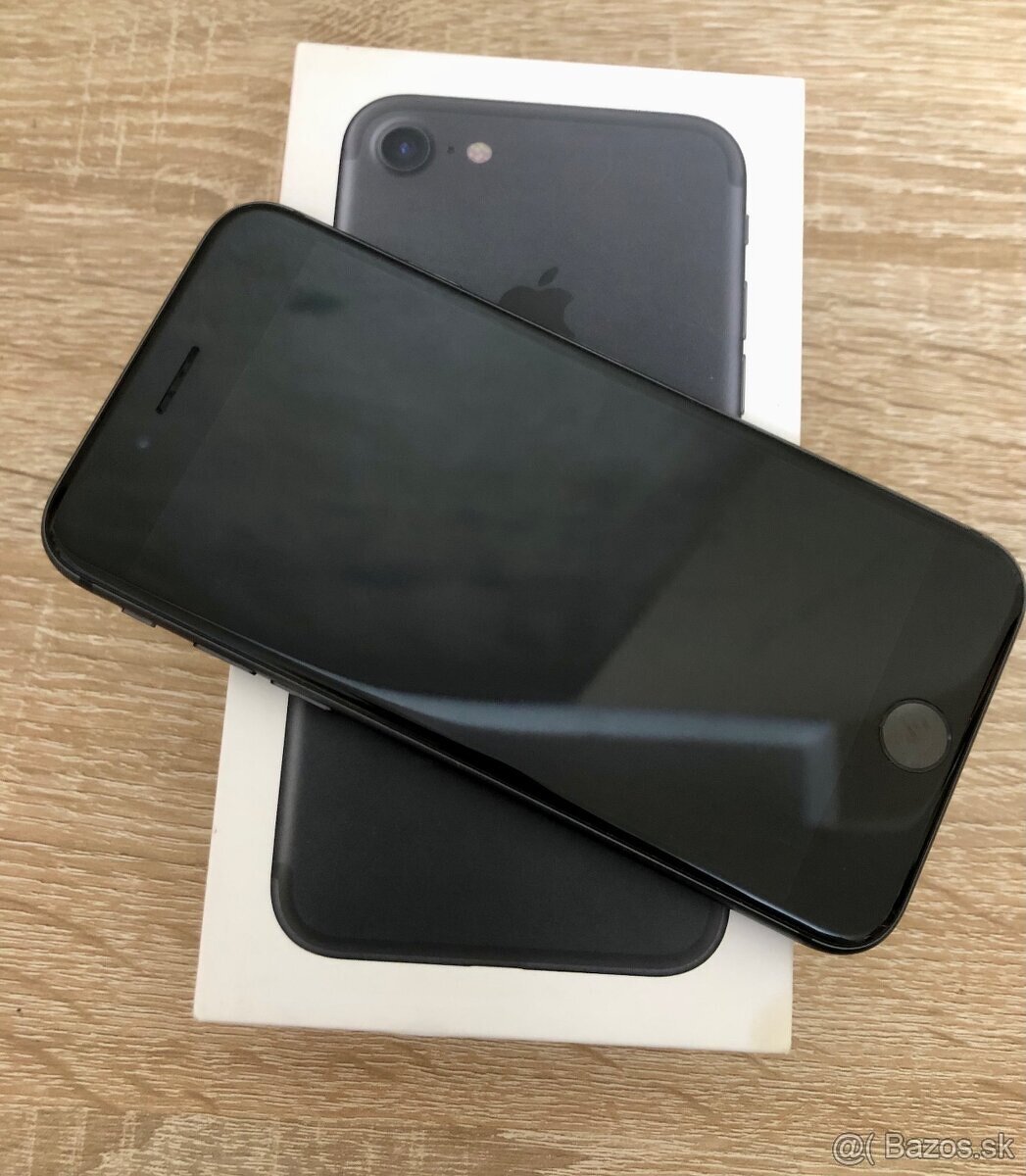 iPhone 8 64gb TOP STAV