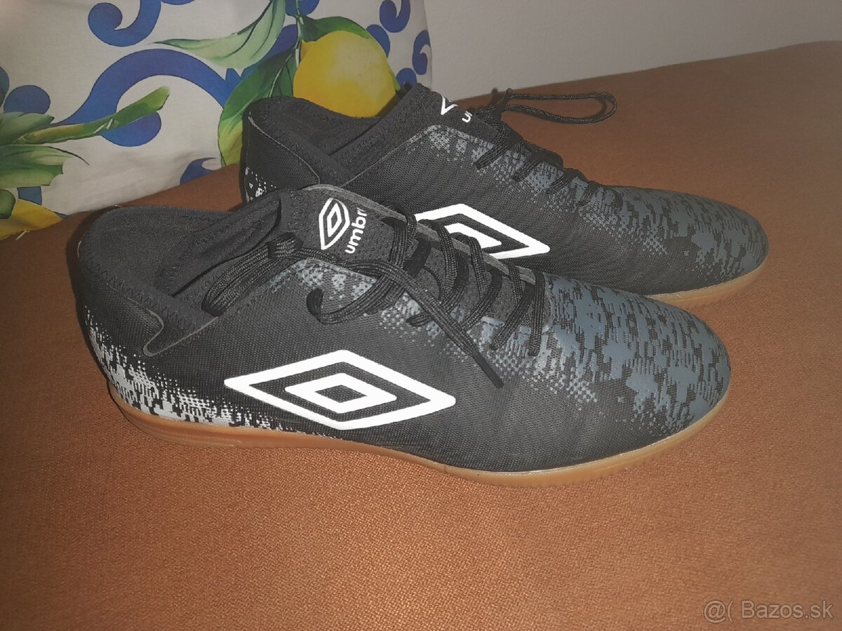 Halovky Umbro
