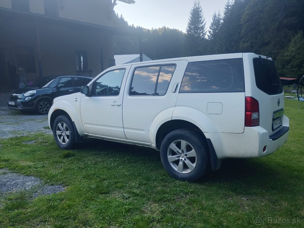 Nissan Pathfinder