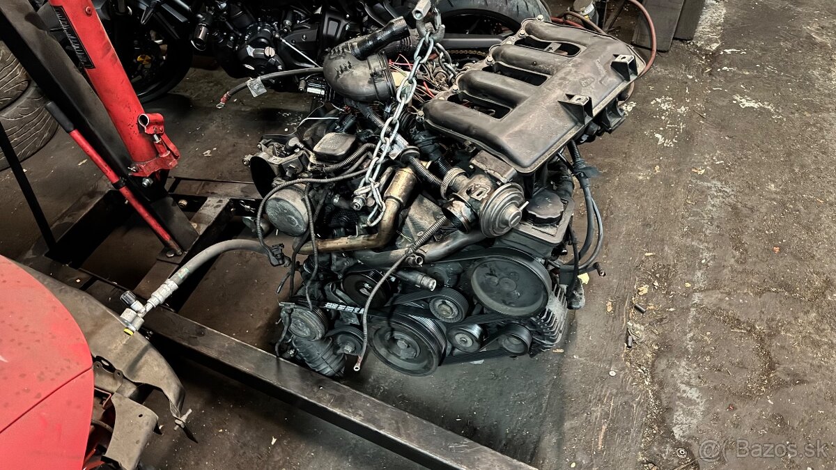 Motor Bmw e46 320D N47 110kw