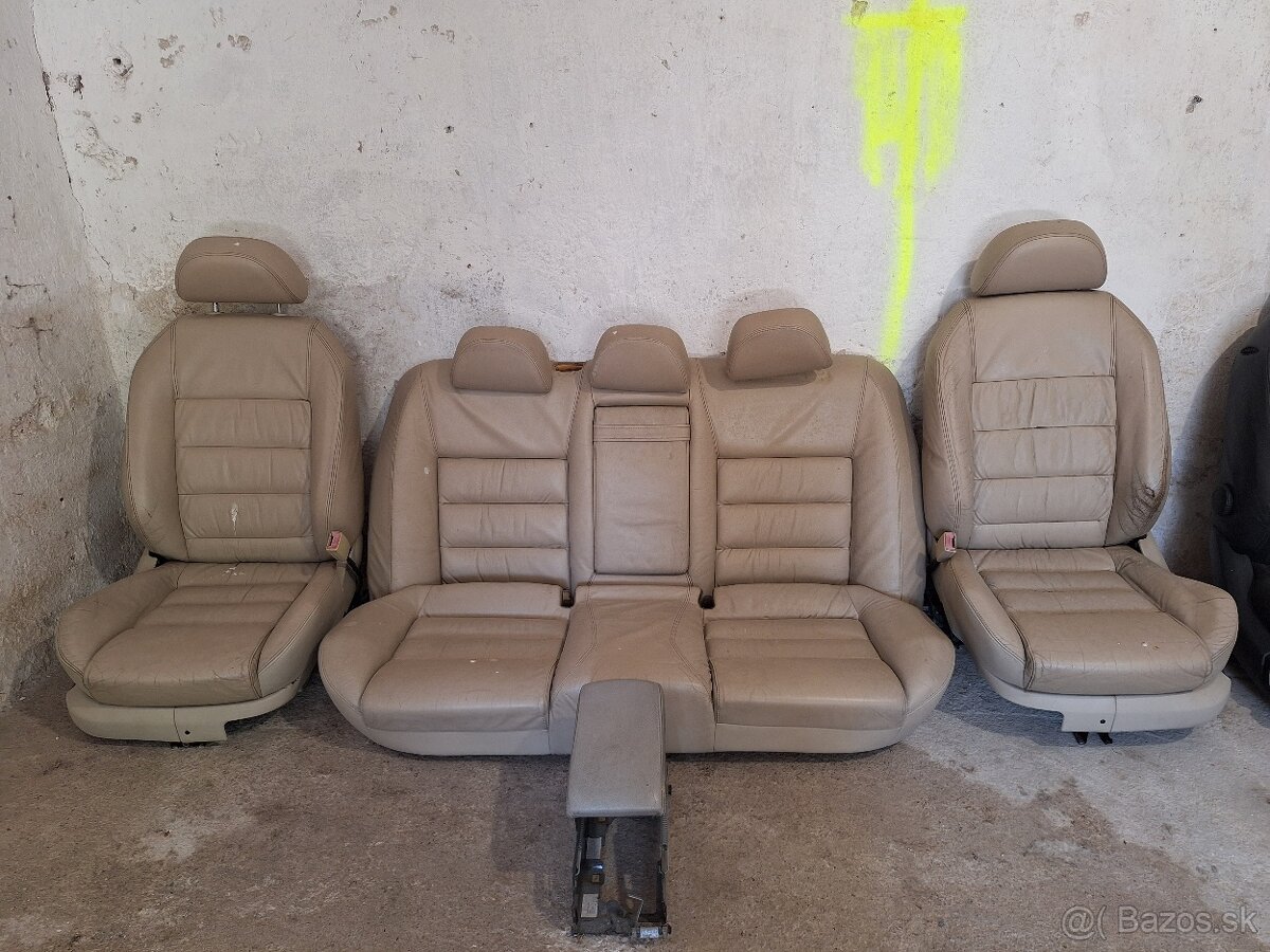 Interiér superb 1