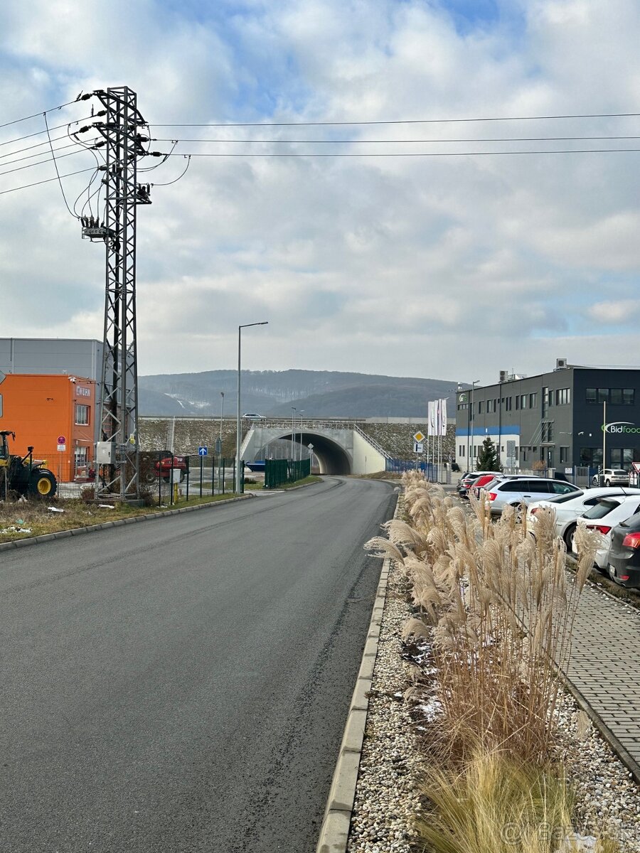 Na predaj pozemok v novej priemyselnej zóne Prešov - Haniska