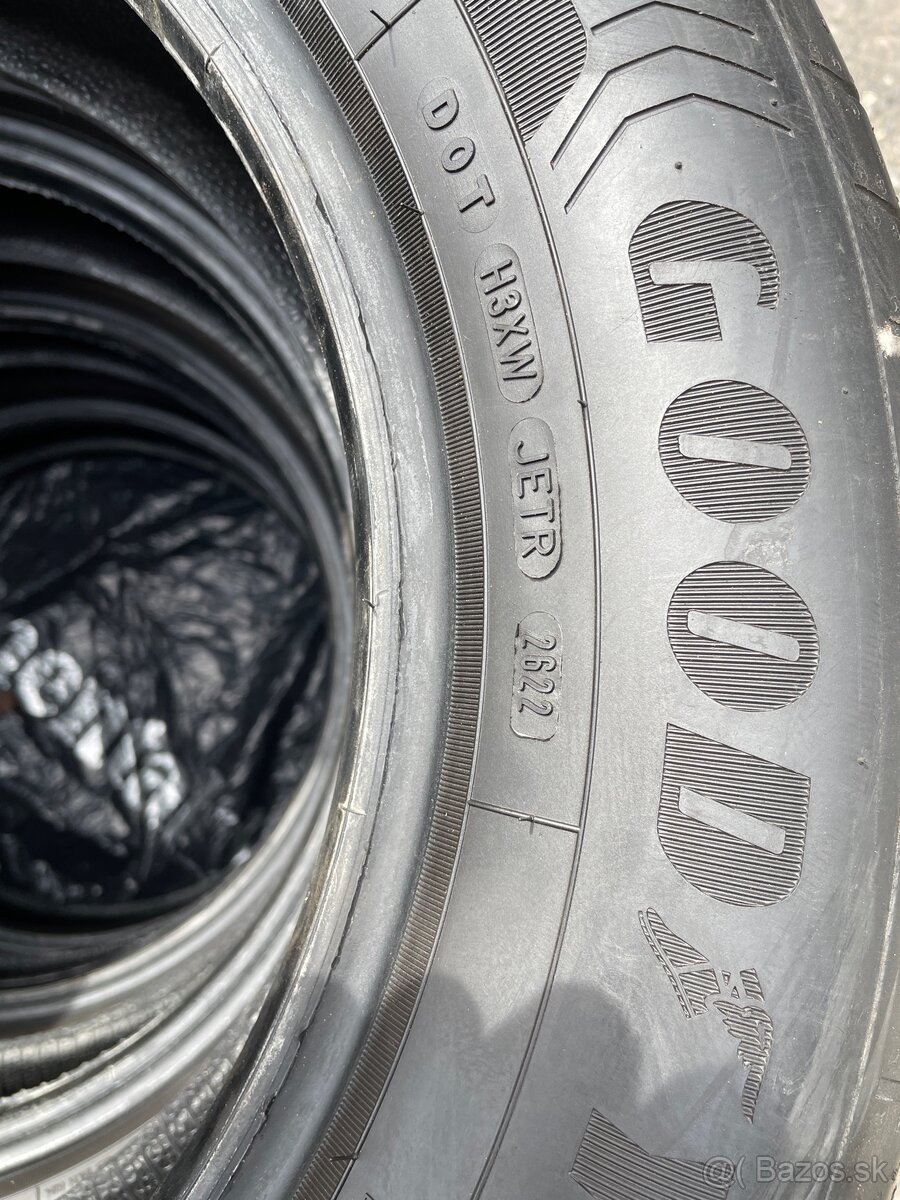Letné Goodyear Efficient grip performance 205/60 R16 92V