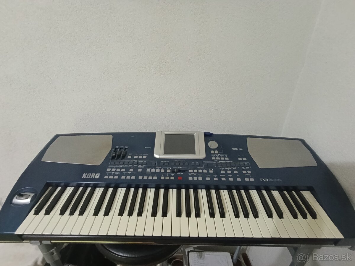 Korg pa 500