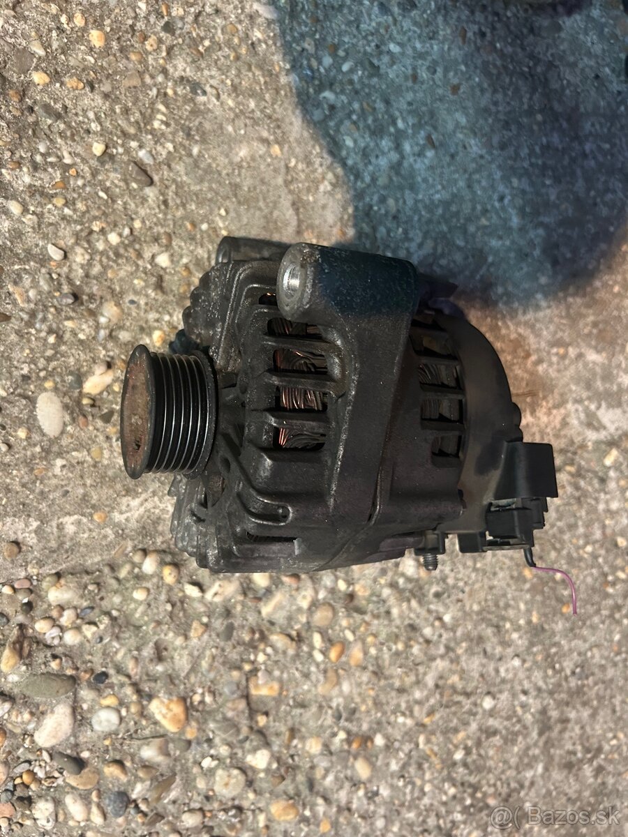Alternátor BMW f10