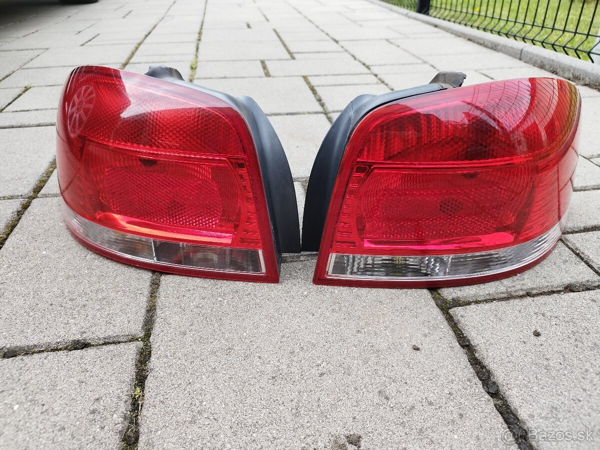 Zadné svetlá audi a3 8p