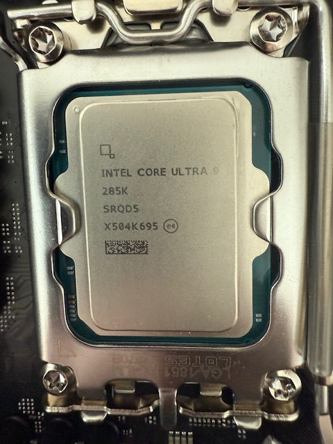 CPU + RAM DDR5 + Základná doska