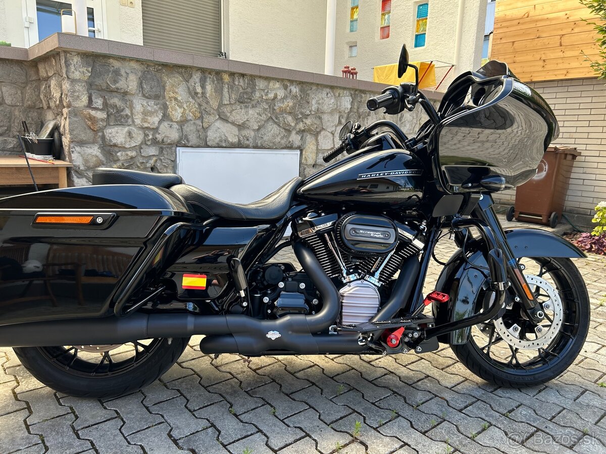 Harley Davidson Road Glide Special 114