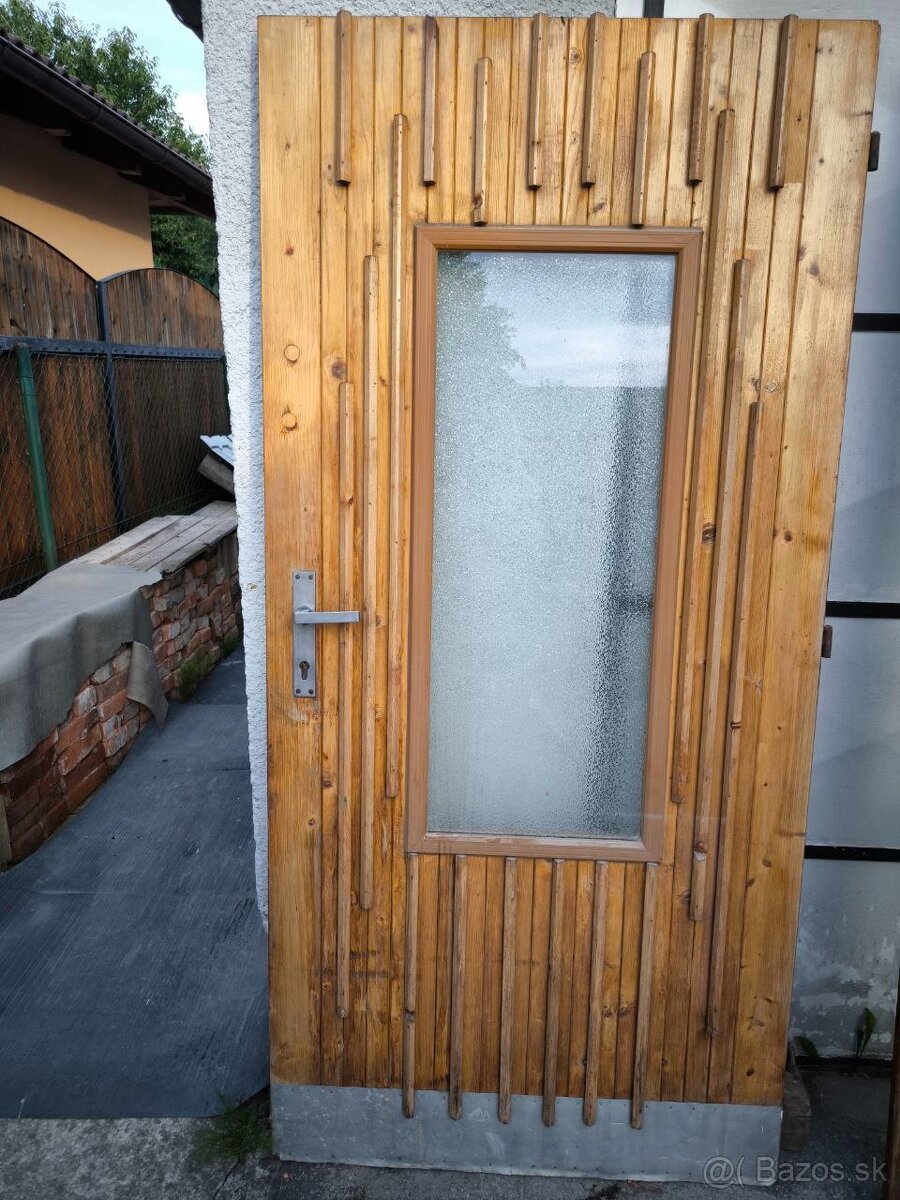 Vchodové dvere