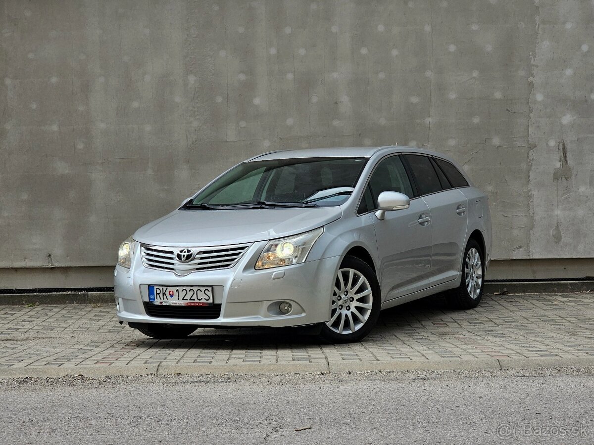 Toyota Avensis Combi 2.0 D4-D (93kW) 2012