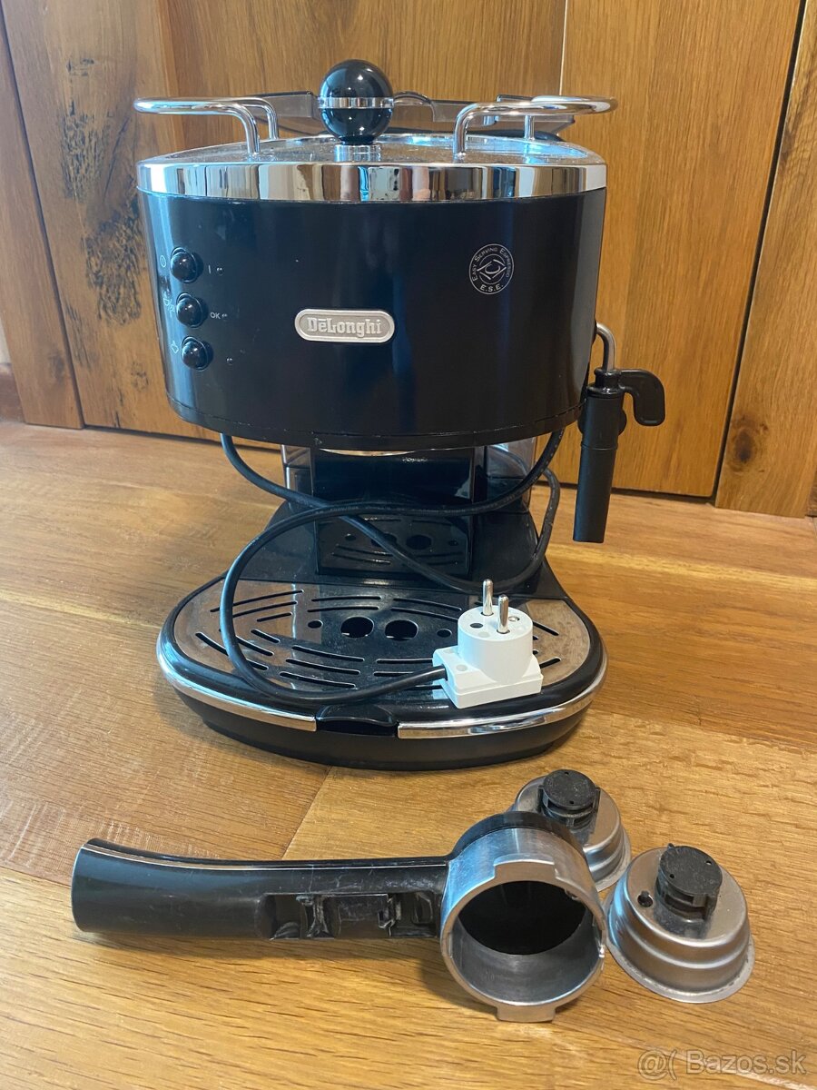 De’Longhi Icona Vintage ECO310.BK – pákový kávovar