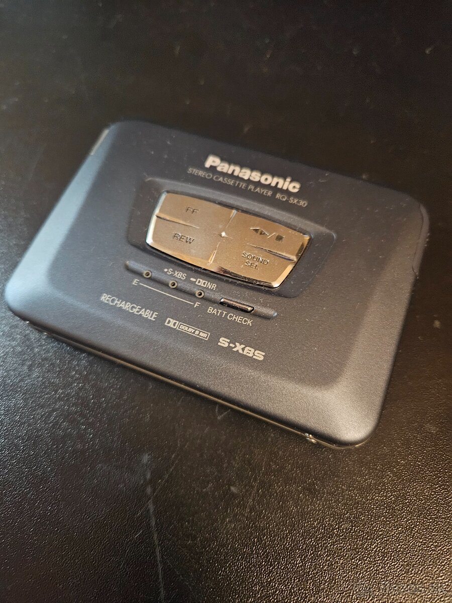 Predám funkčný kompletný Walkman Panasonic