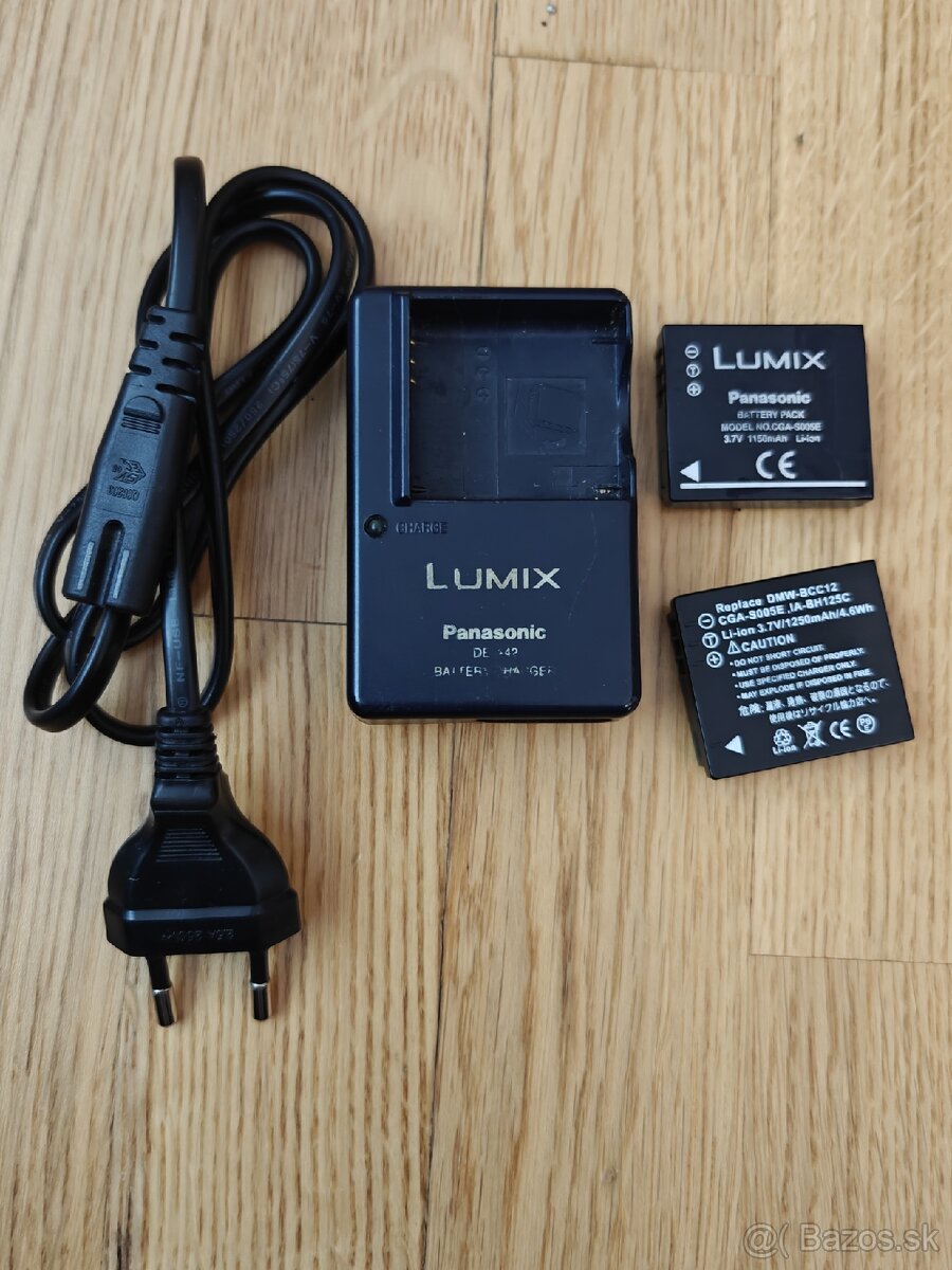 Nabíjačka Lumix-Panasonic DE-A42A + batérie