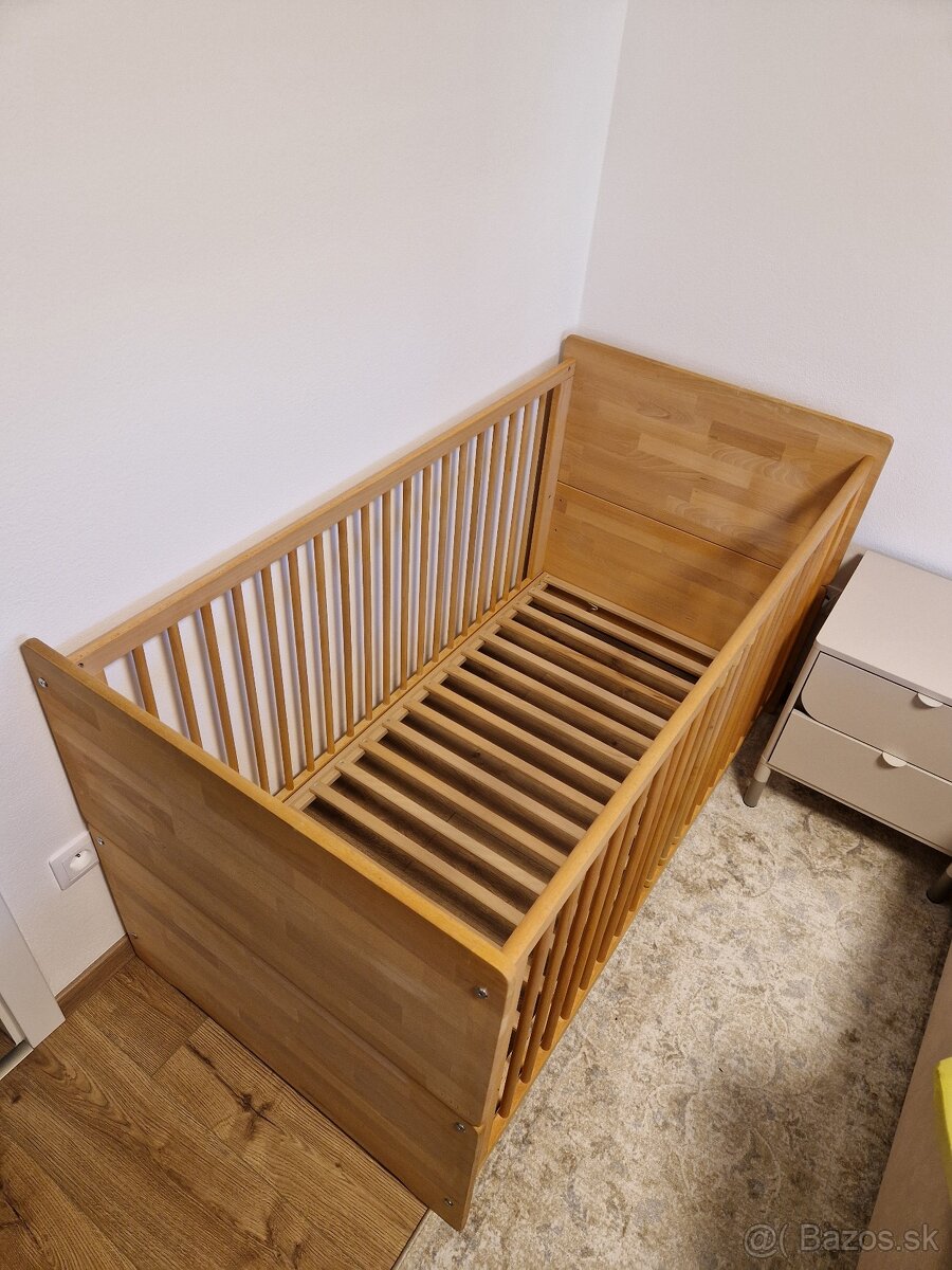 Detská drevená postieľka Pinolino 70×140