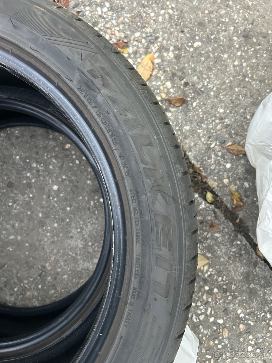 215/50 R18 letne Falken