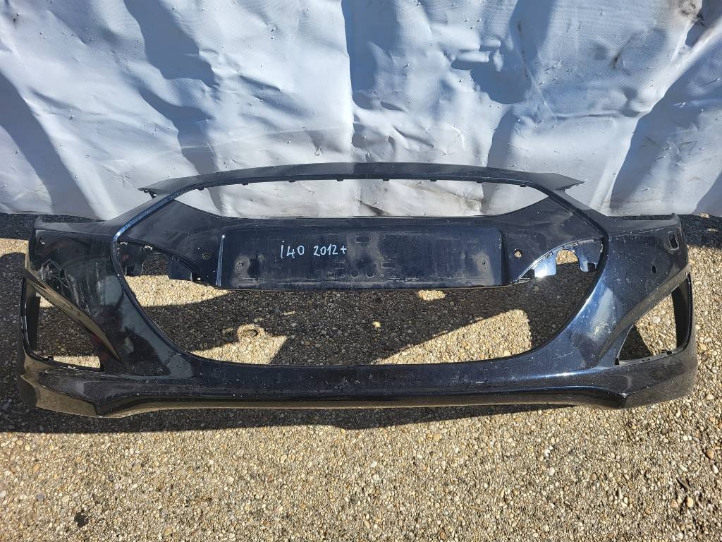 Hyundai i40 predny naraznik 2012