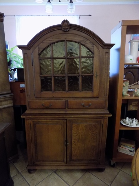 Vitrína - vidiecky príborník