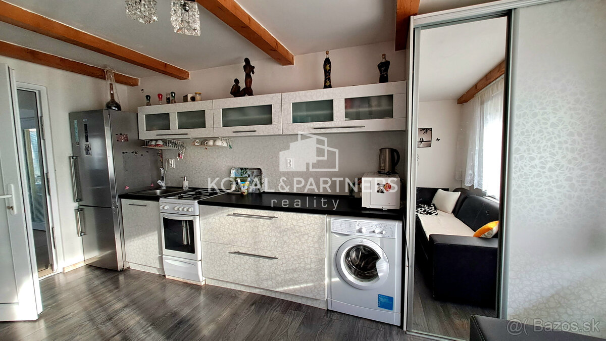 Poschodový rodinný dom, Párovské Háje, pozemok 700 m2