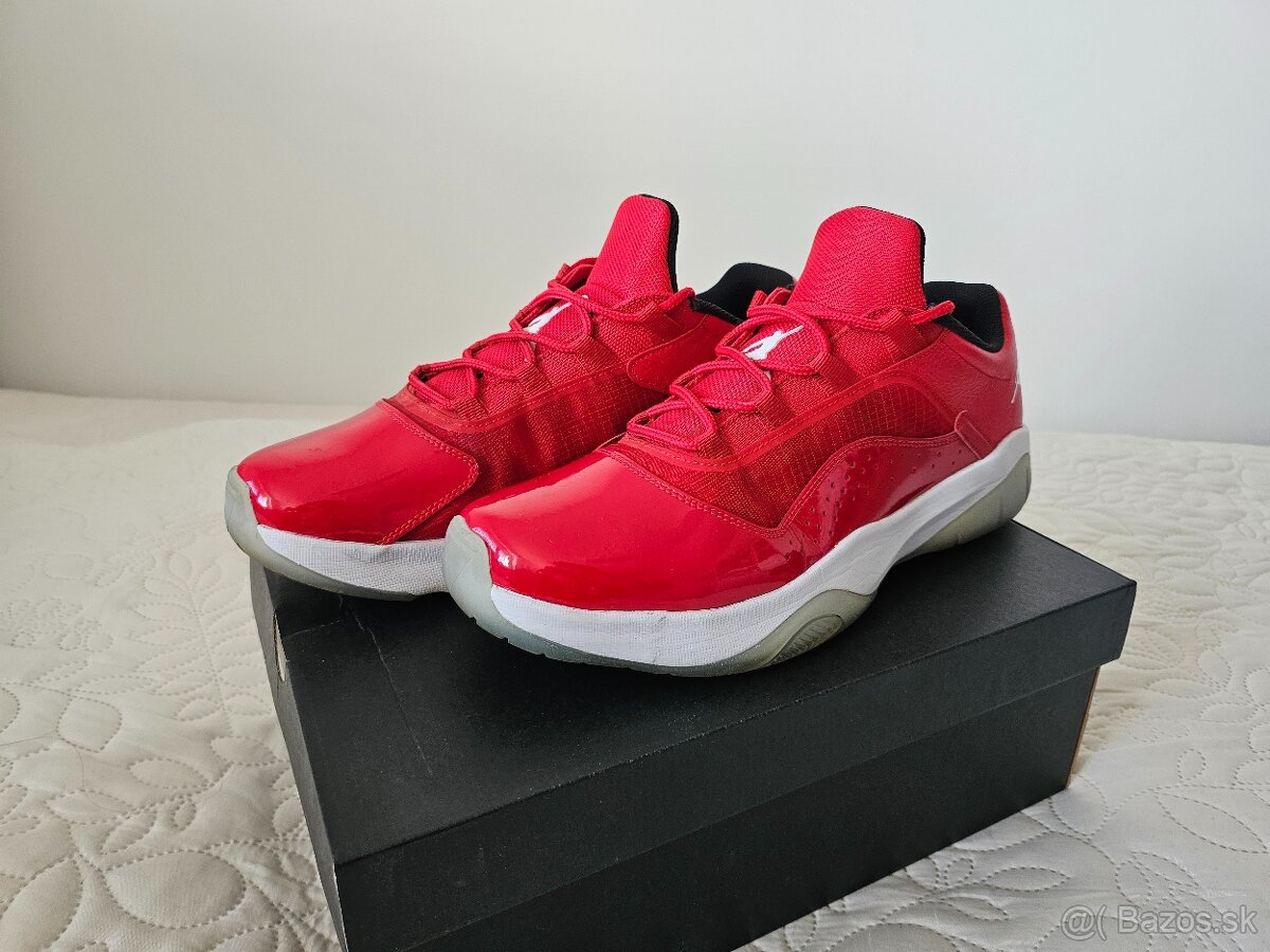 Pánske tenisky Jordan 11 CMFT University red, stav ako nové