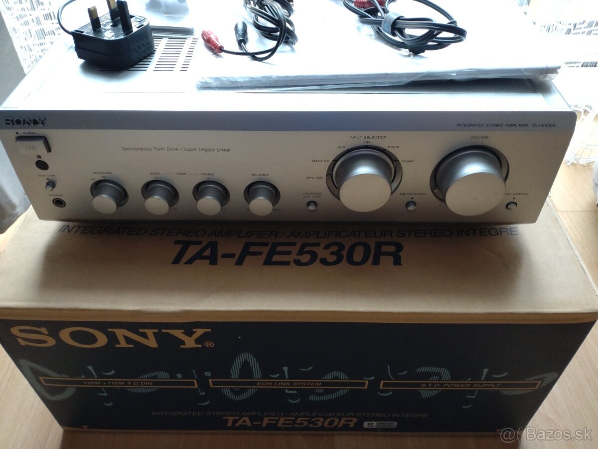 Zosilovač Sony TA-FE530R