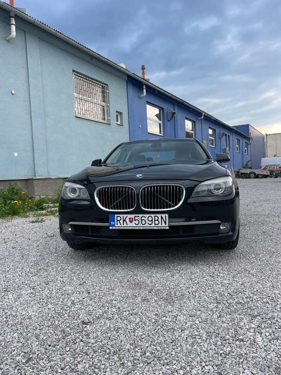 BMW 740XD F01