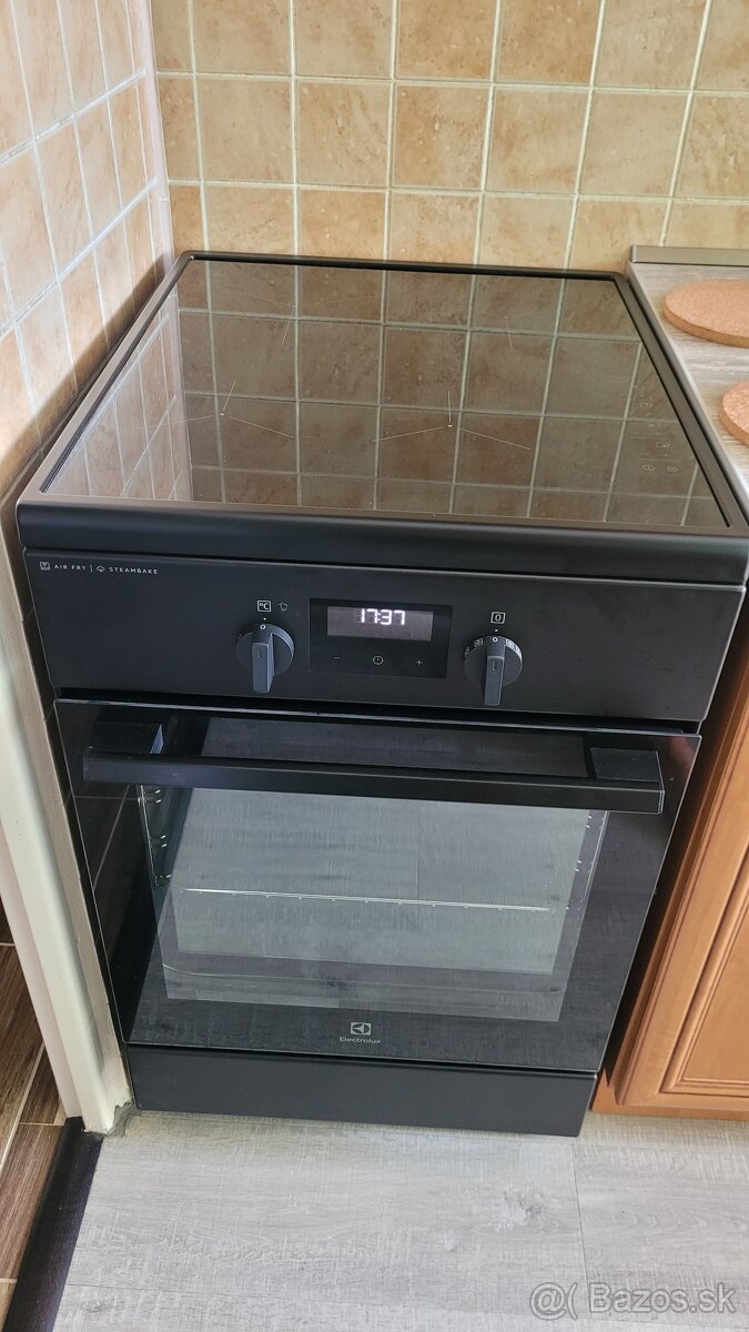 Indukcny sporak electrolux