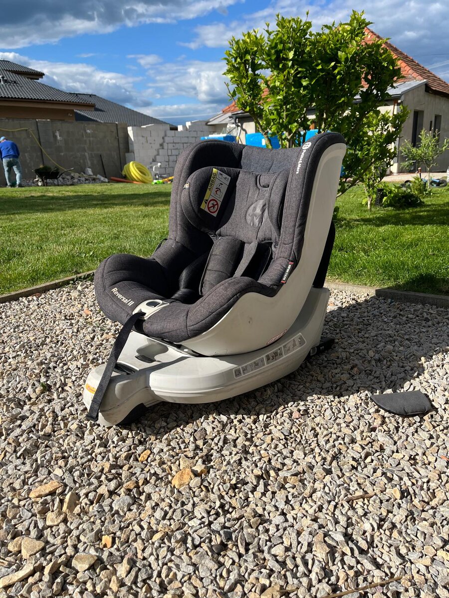 PETITE&MARS Autosedačka 360 otočná Isofix