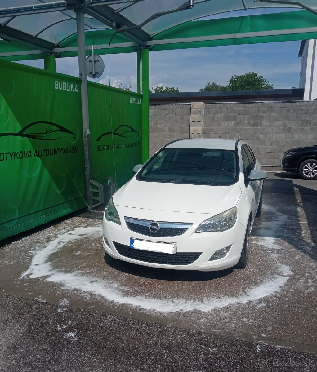 Astra j