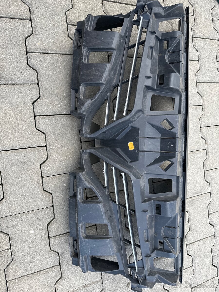 Maska na Renault scenic