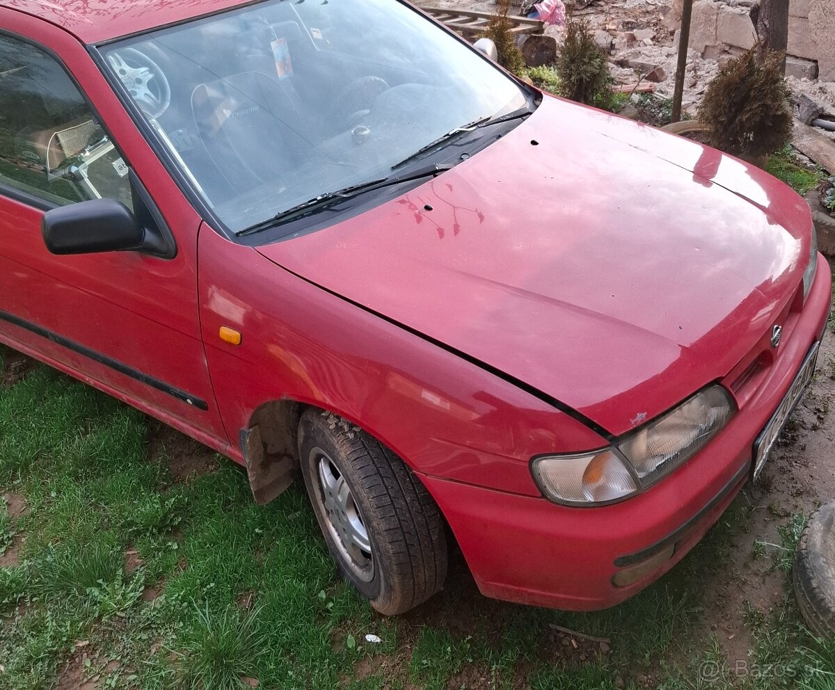 Nissan almera n15
