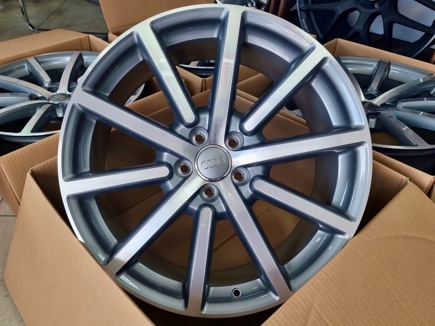 ✅ R20 ®️ Originál Audi bicolor 5x112 ET33 ✅