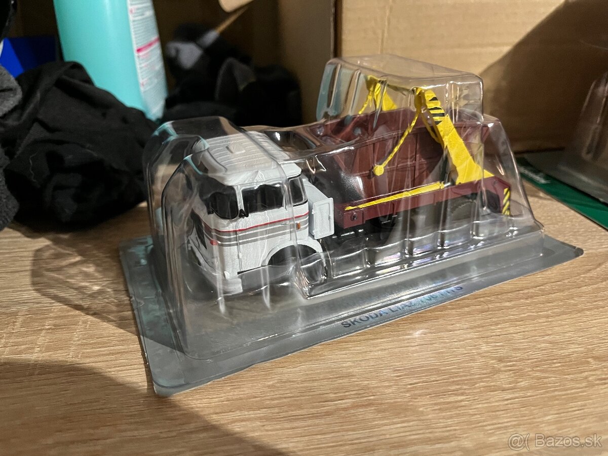 Škoda 706 mts 1:43