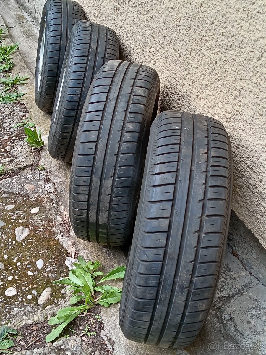 195/65/15 sada letné na Ford