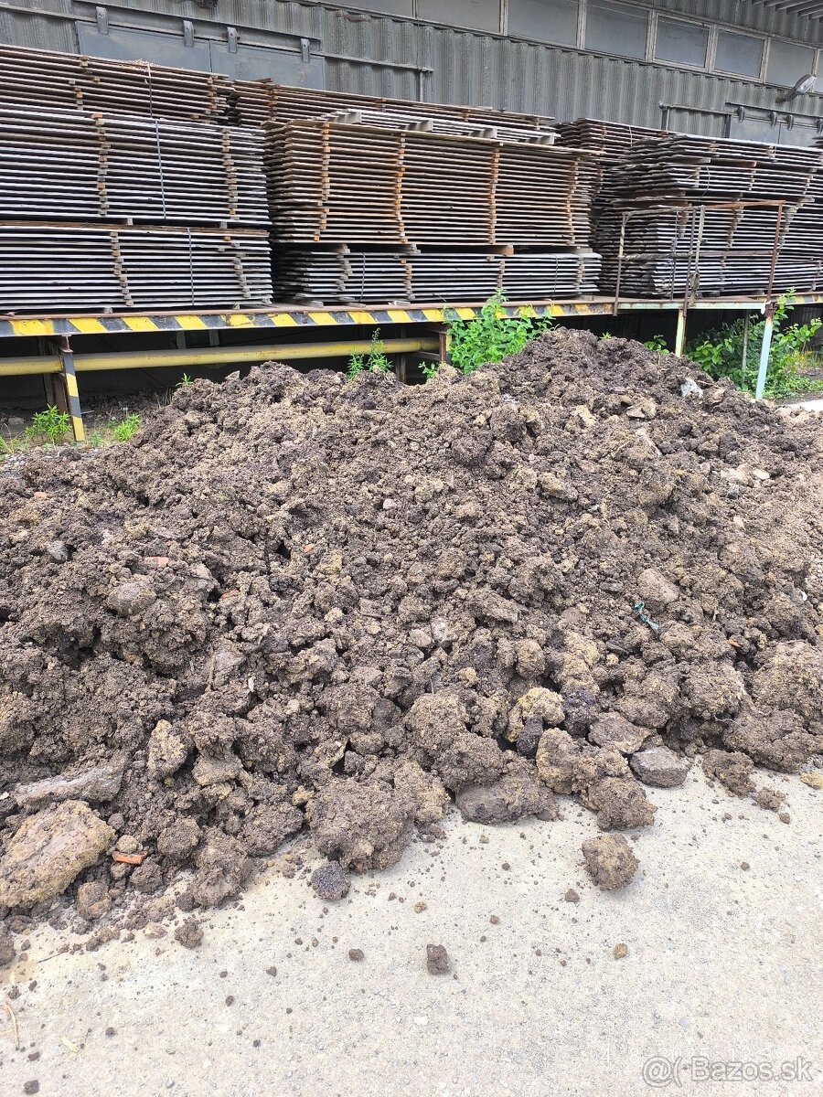 Zasypovy materiál,zemina