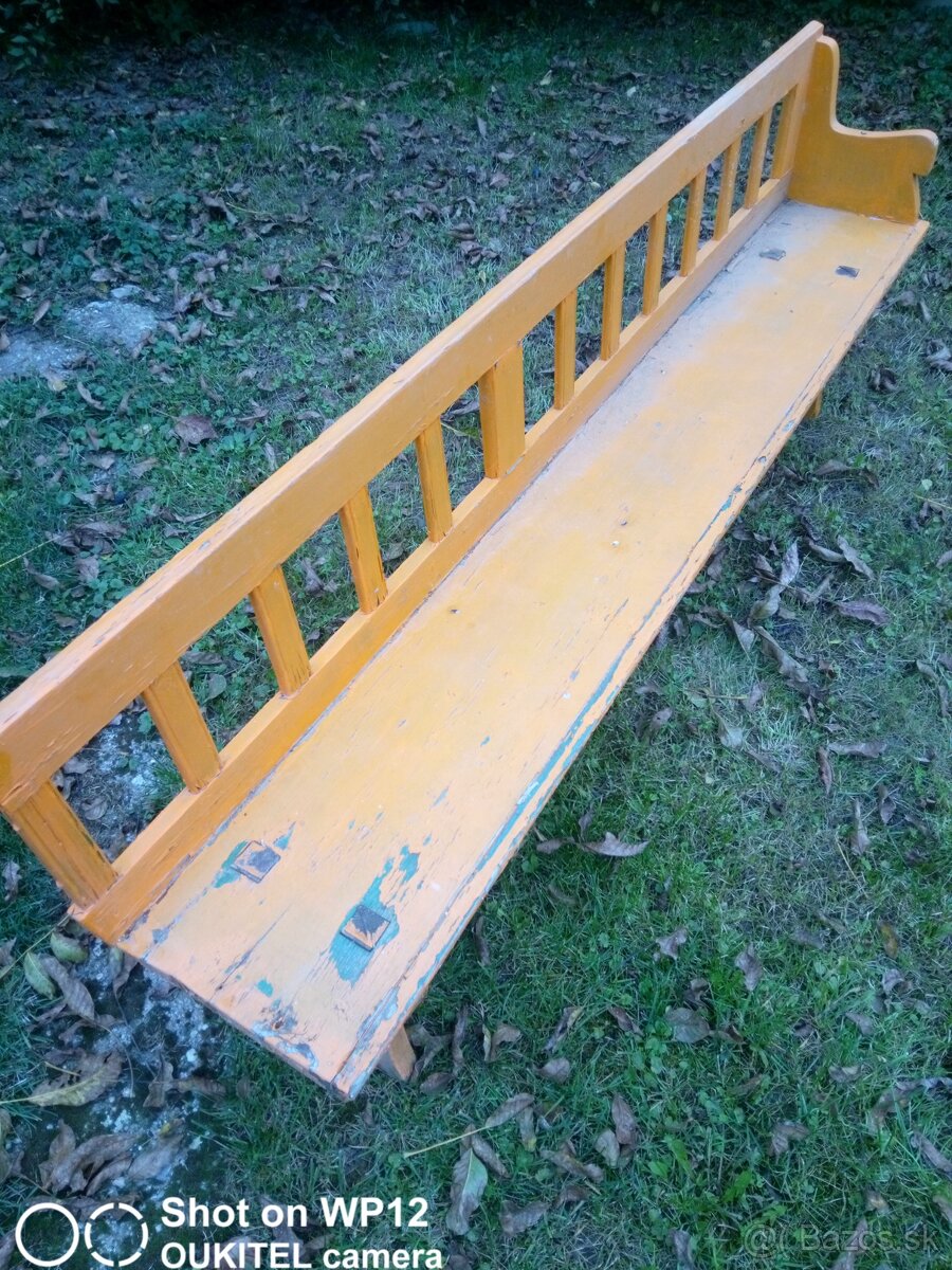 Retro Lavica