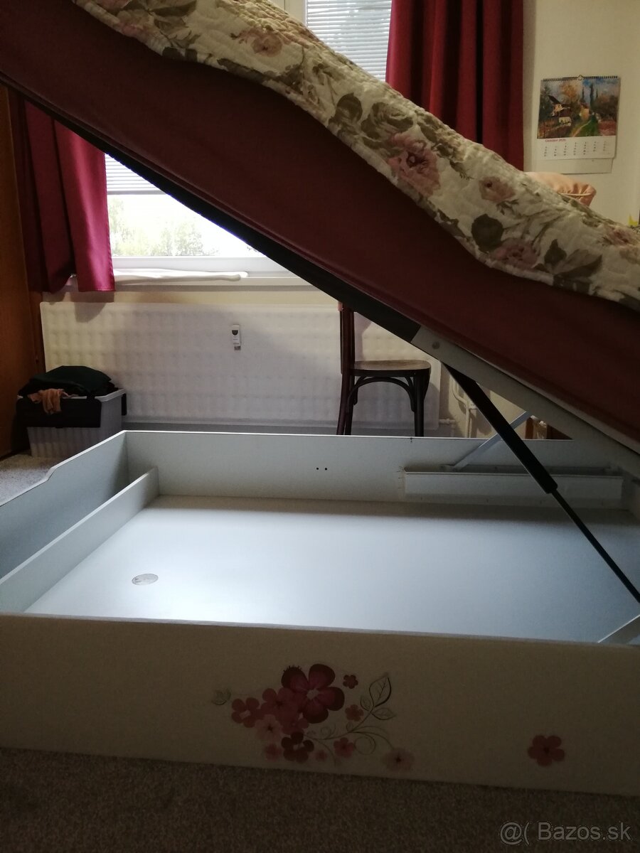 Predám posteľ