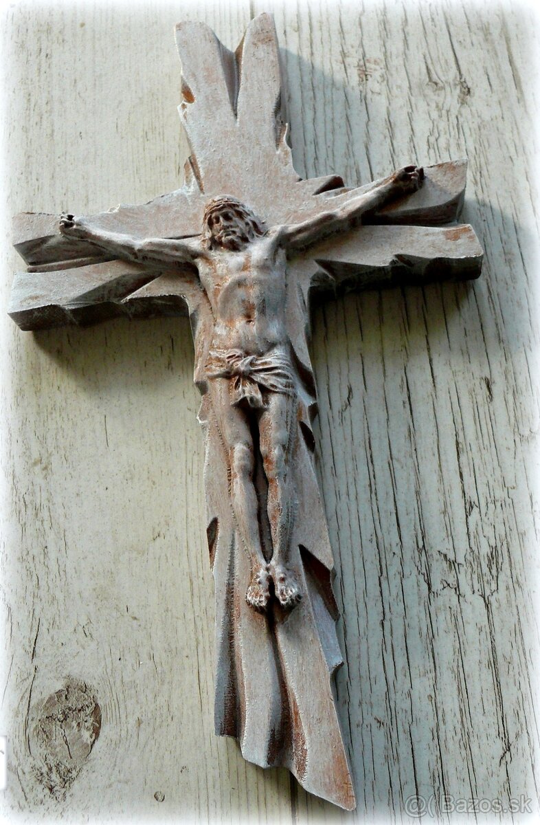 Drevorezba "Ježiš na kríži"