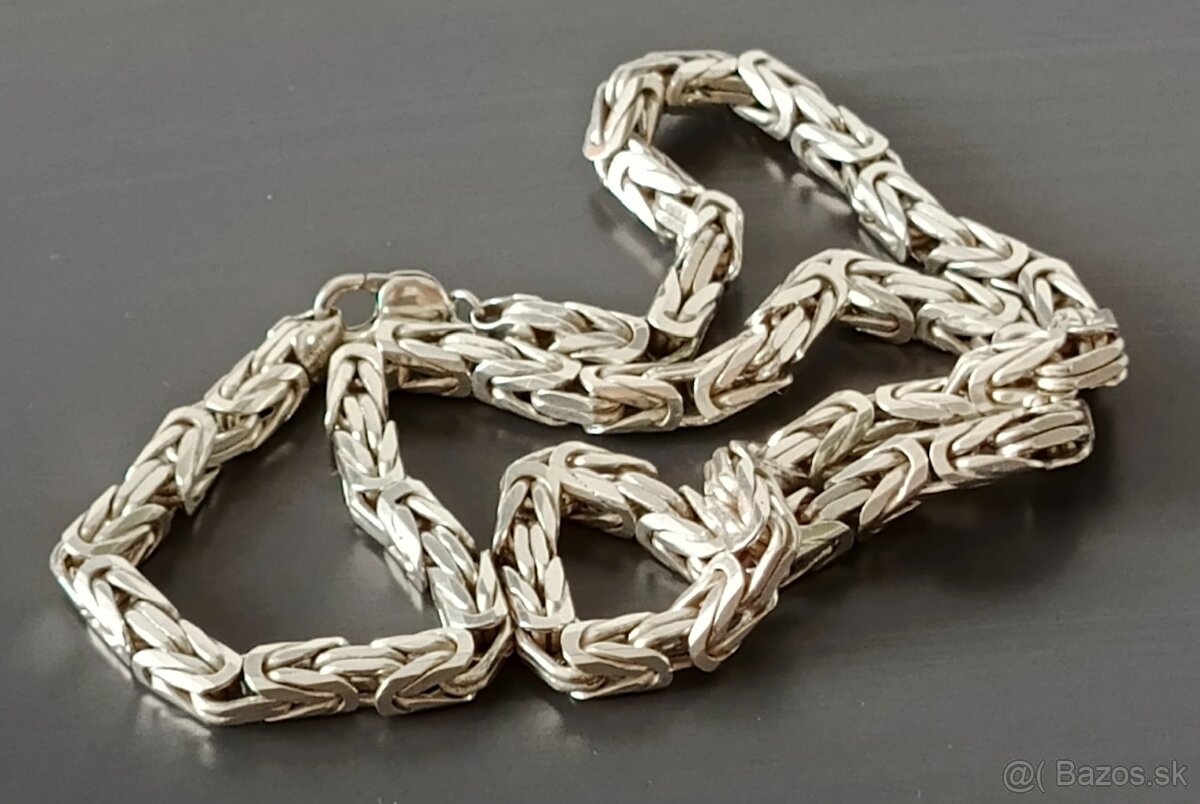 Strieborná retiazka královská