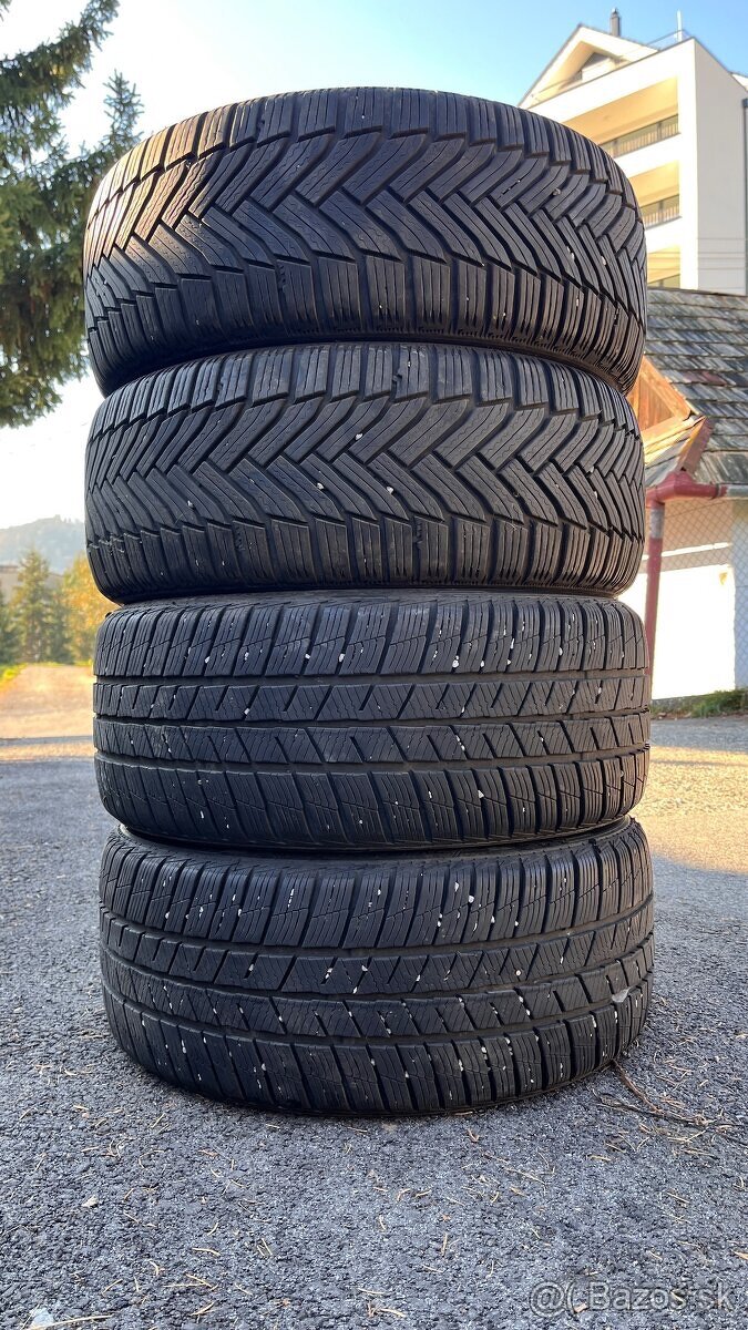 ❄️Zimné 215/45 r16