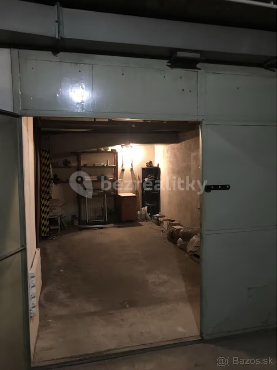Garáž krytá súkromná Tehelná ulica, cca 20m2