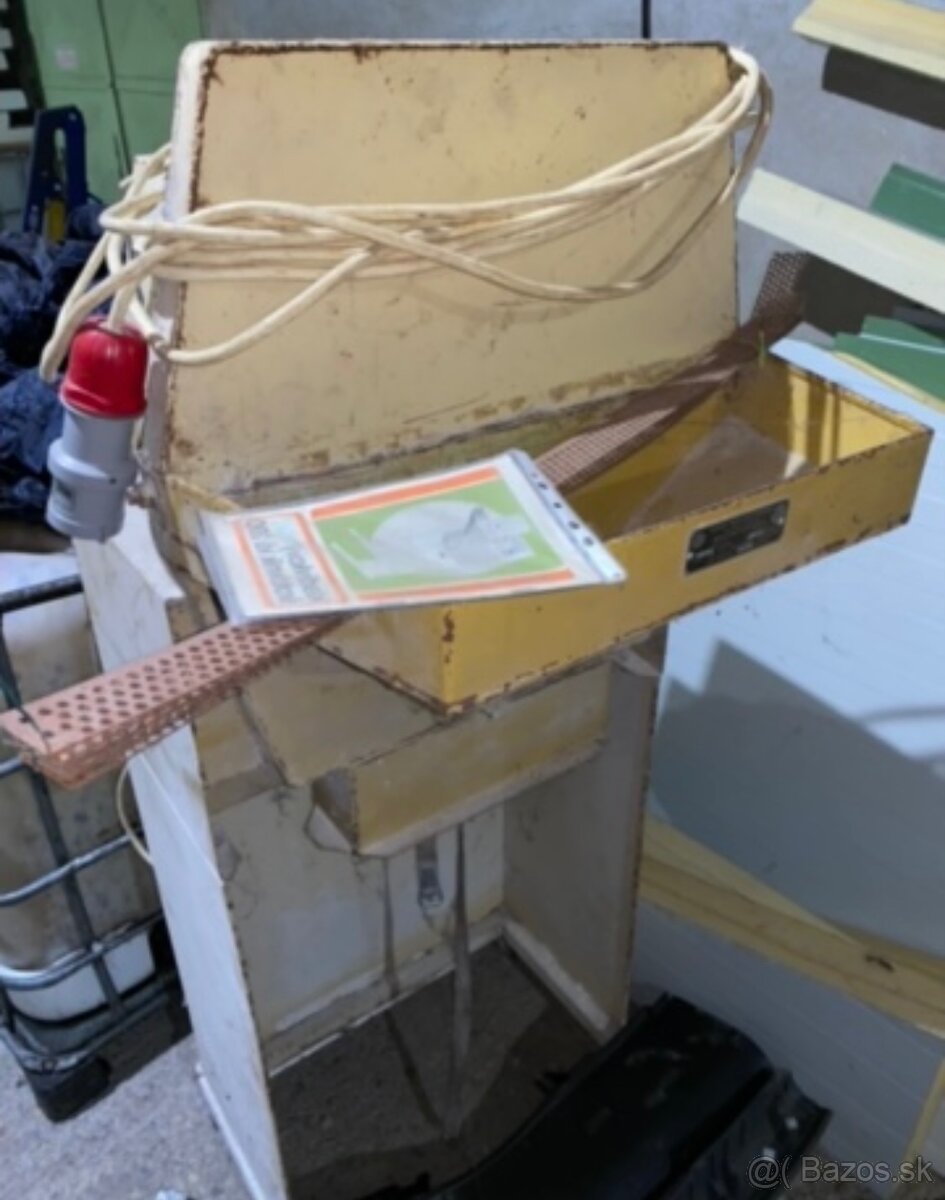 Kladivkovy šrotovnik