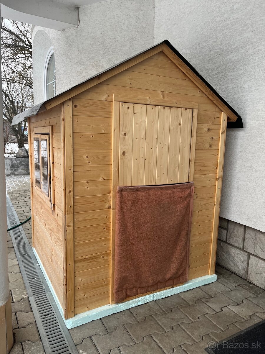 DOMČEK PRE PSA - veľké plemená