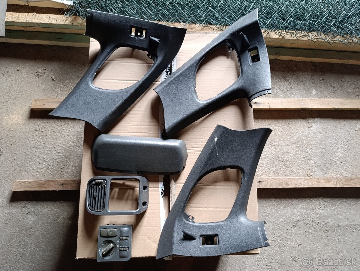 Volvo V40/S40 plasty interieru,vypinac svetiel/hmlovky