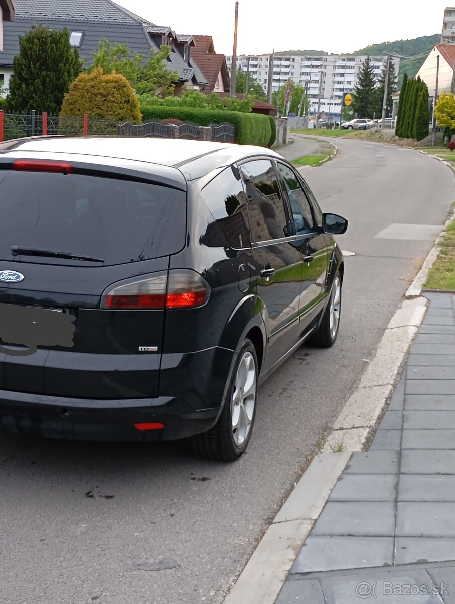 Ford S max