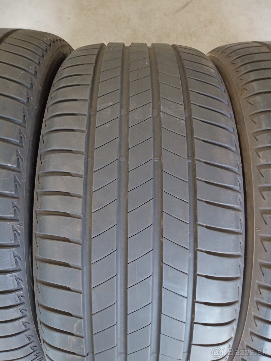 Letne 4ks 245/40 R19 94W BRIDGESTONE TURANZA T005