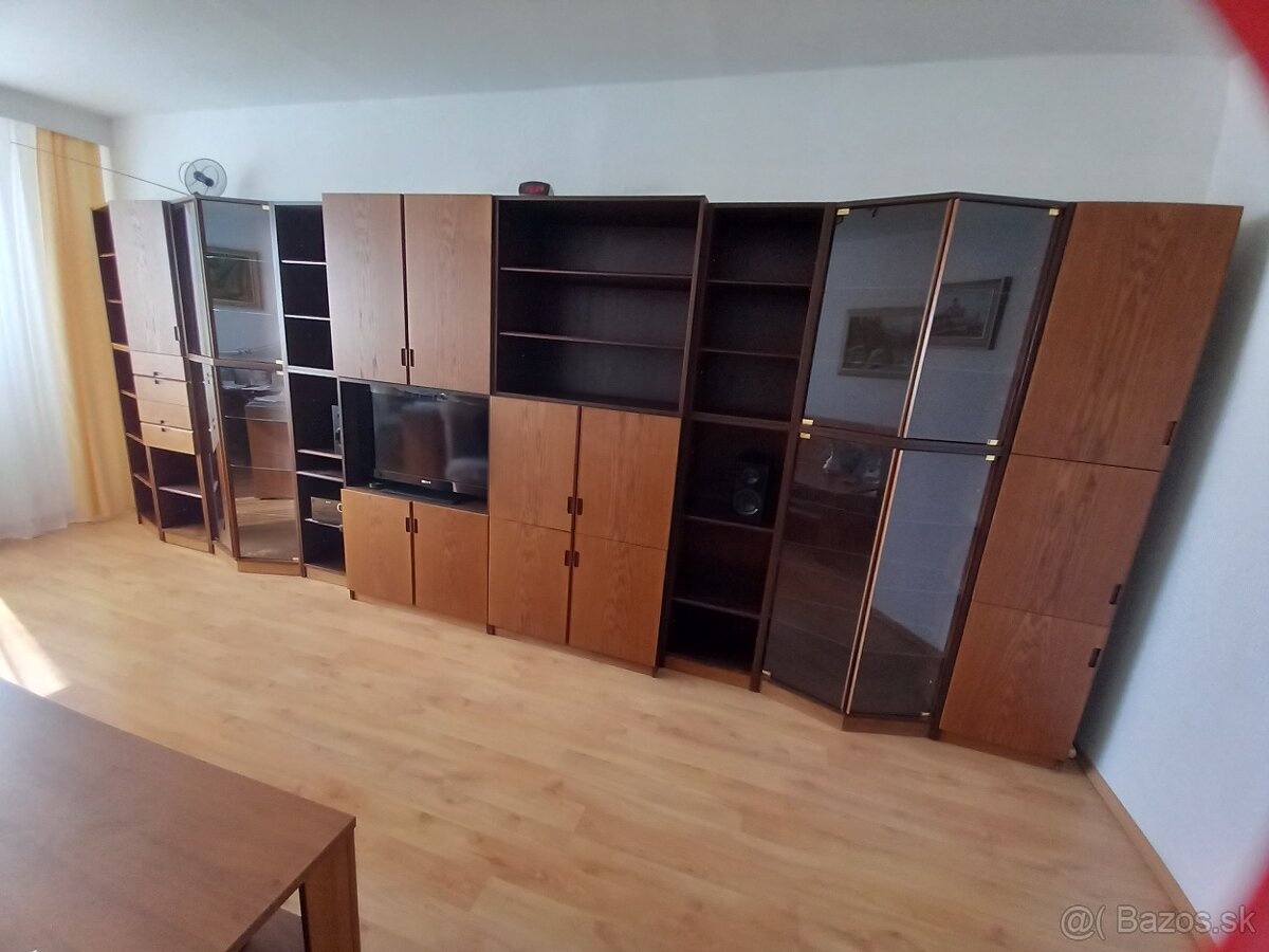Obývacia stena