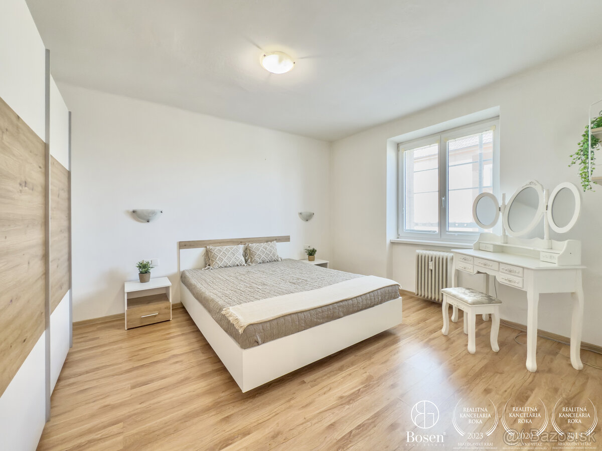 BOSEN | Zrekonštruovaný 2 izbový byt, 61m2, Družstevná ulica