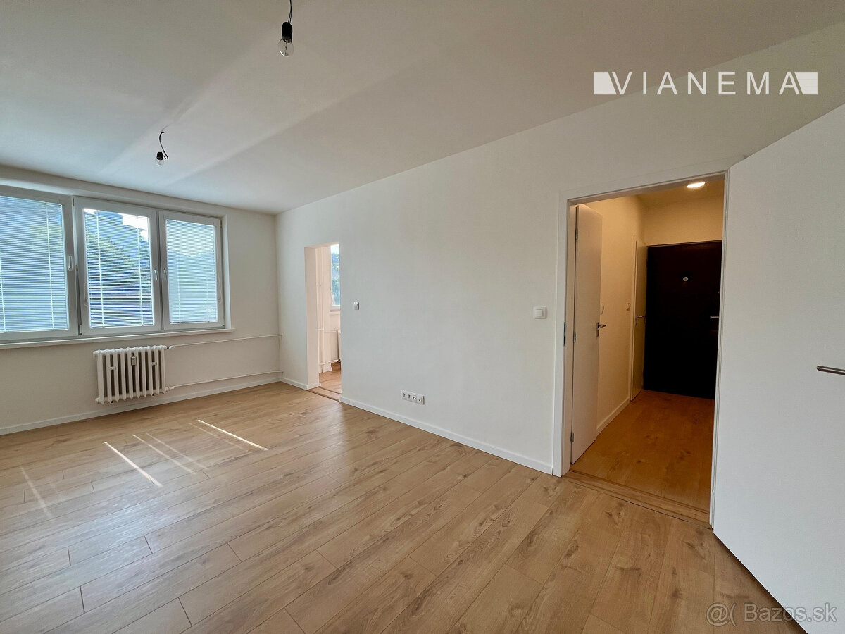 Na predaj 2-izbový byt s loggiou a balkónom, BA-Nové mesto